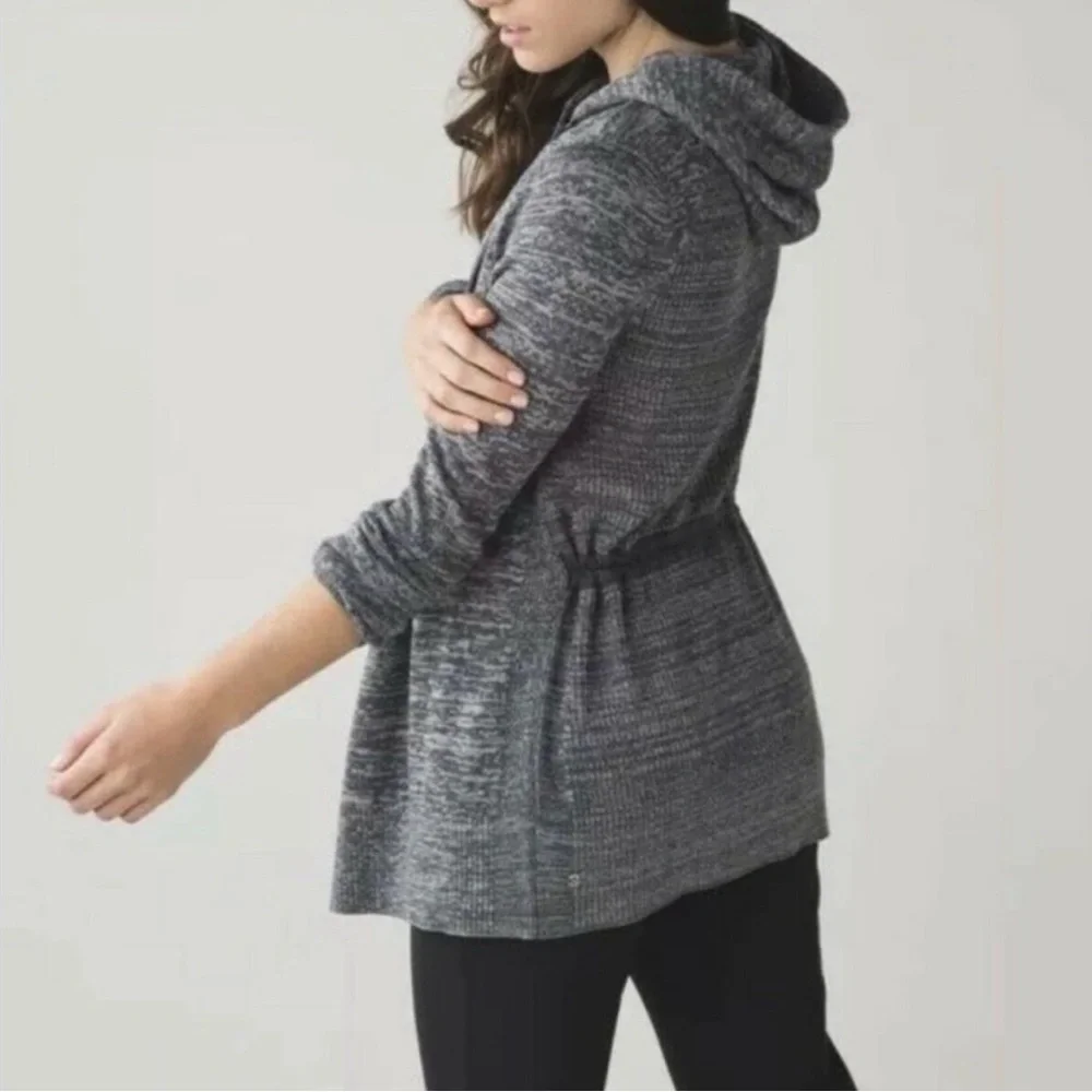 Lululemon Peace of Mind Wrap Cardigan Size 8 Women Sweater